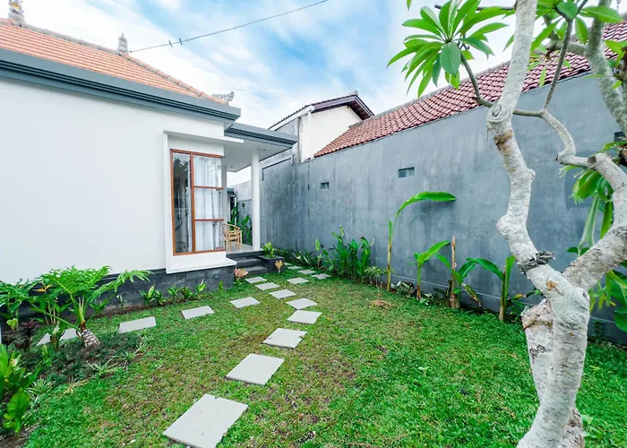 Villa Pakis